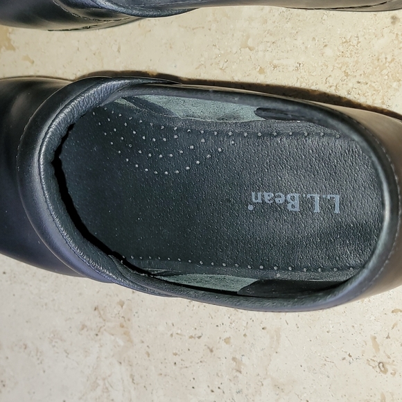 L.L.BEAN professional black leather slip in clogs. Size 9.0/9.5 - Picture 9 of 15